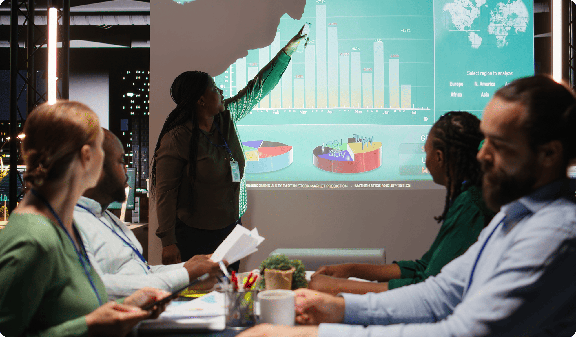 A presenter points to a financial data dashboard during an equity crowdfunding strategy session